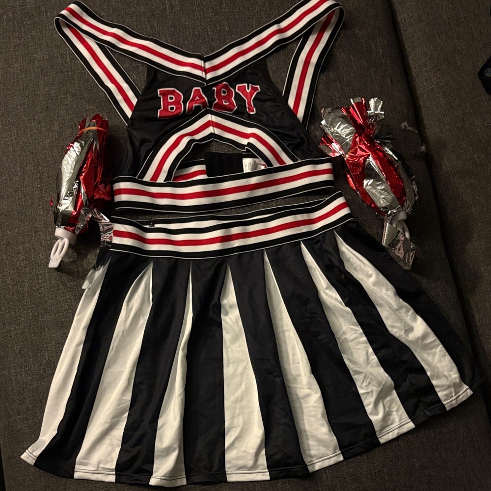 SHEIN Black and White Striped Dance Costume